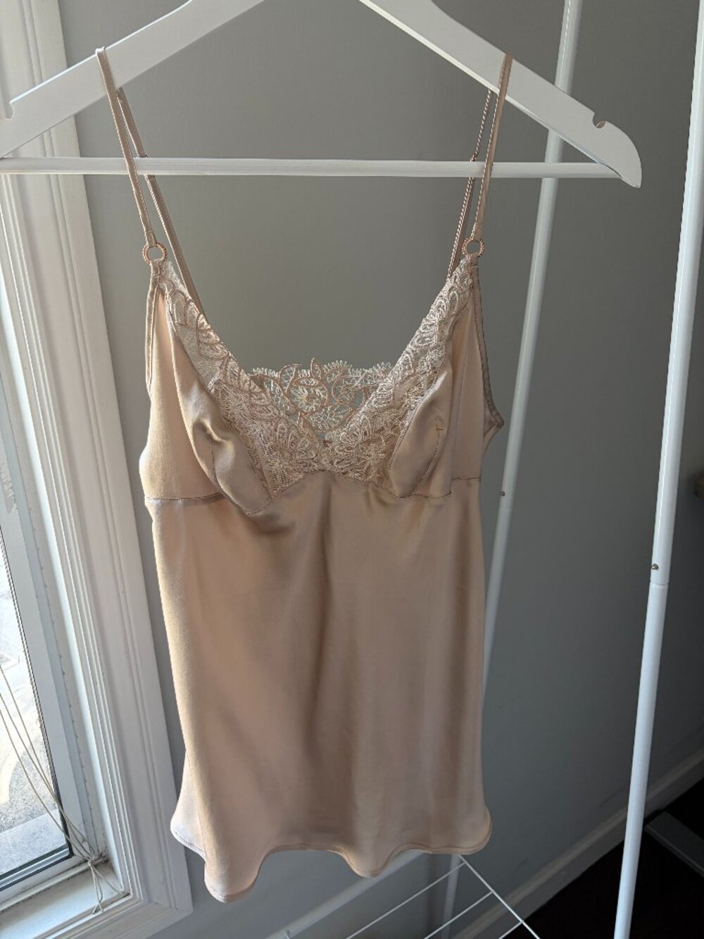 Lise Charmel Elegance Artist Lace-Trim Satin Camisole